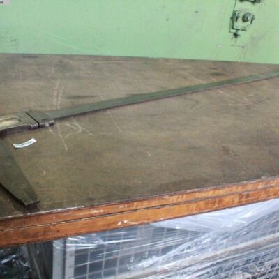 Measurement equipment  Messschieber 2000mm