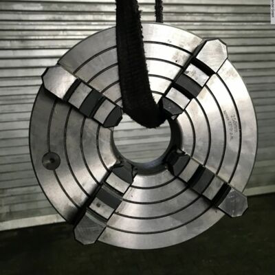 Futter  Vierbackenfutter Ø250 mm