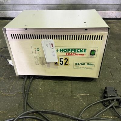 Lift truck - electric HOPPECKE Batterieladegerät 24/60 IUla