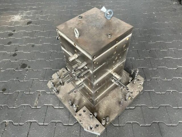  - Gewinderasterturm 640x640x700