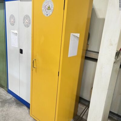 Other materials handling ASECOS Typ 90 Gefahrstoffschrank