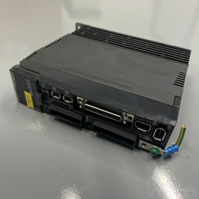Elektronik / SPS-Steuerungen OMRON R88D-KT01H