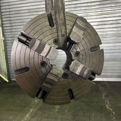 Futter  Vierbackenfutter Ø340 mm