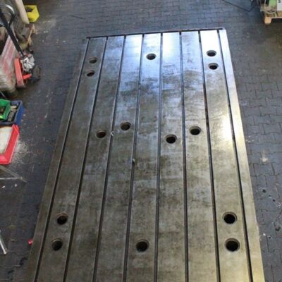 Aufspannplatte  3800x2000x300mm