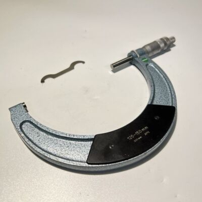 Measurement equipment and tools  Bügelmessschraube 125-150mm