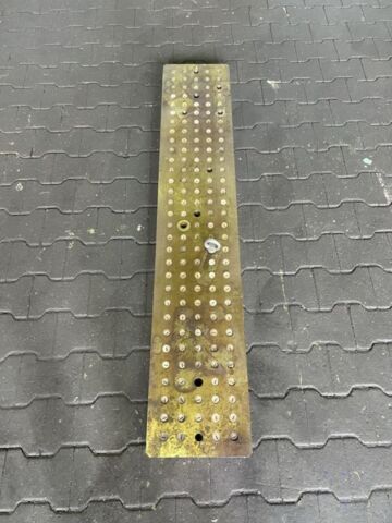  - Gewinderasterplatte1600x300x70