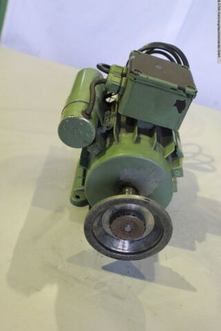 EMGR - EAMR 71K 4-AW33