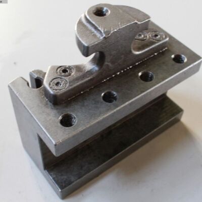 Quick change steel holder  D44/65/180