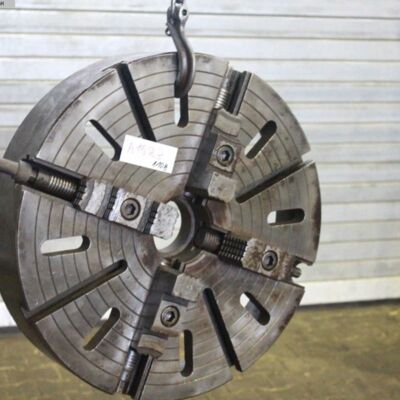 Futter  Vierbackenfutter Ø560 mm