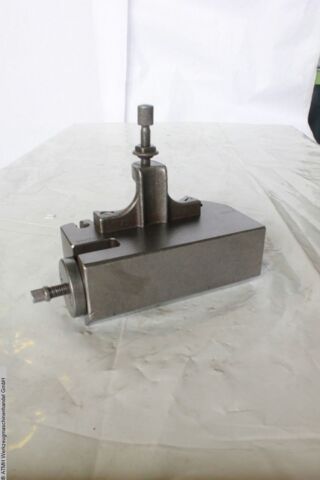  - CJ40160CM5