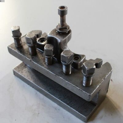 Quick change steel holder  D2D50220