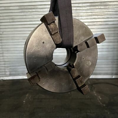 Futter  Vierbackenfutter Ø250 mm