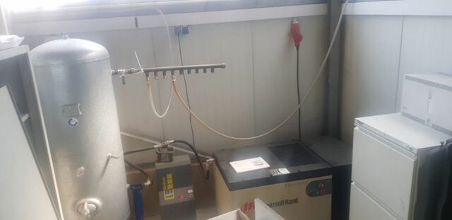 INGERSOLL RAND - Kompressor mit Kaeltetrockner