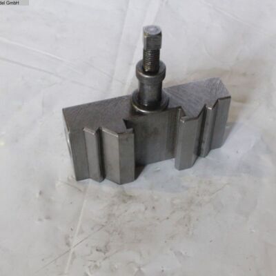 Quick change steel holder  