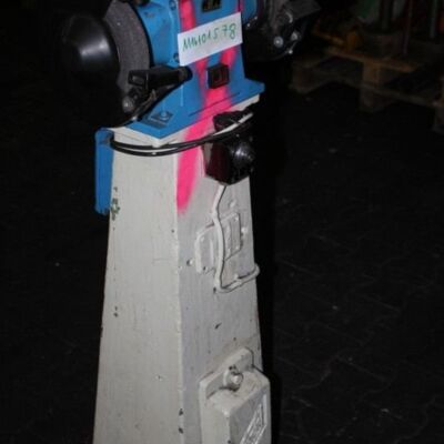 Double spindle mounted in journals CREUSEN Doppelschleifbock mit Staender