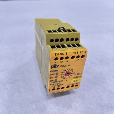 PILZ - PNOZ XV2 Sicherheitsrelais