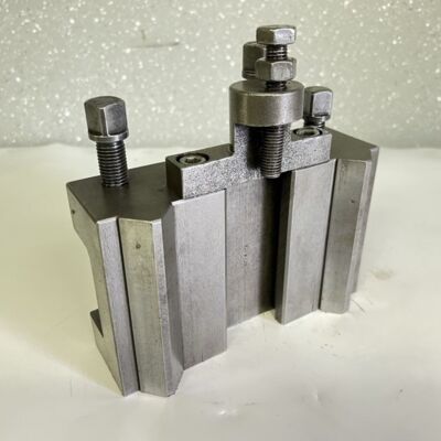 Schnellwechsel Stahlhalter TRIPAN ST412