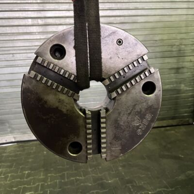 Futter BERG Dreibackenfutter Ø315 mm