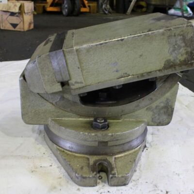 Schraubstock  schwenkbar und drehbar