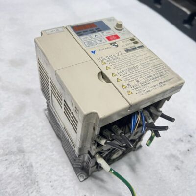 Electronics / Drive technology YASKAWA VS MINI V7 - CIMR-V7AA22P2