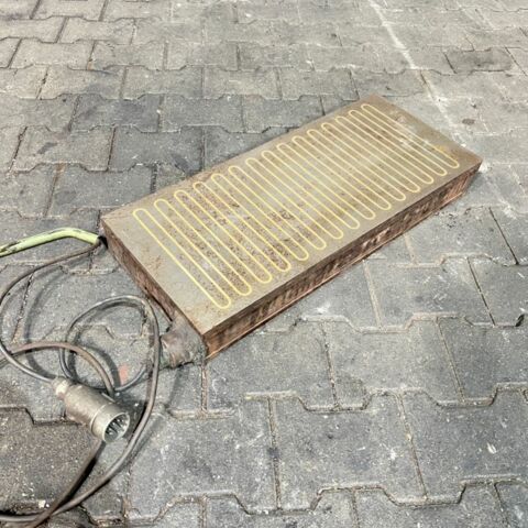  - 700x300x90mm